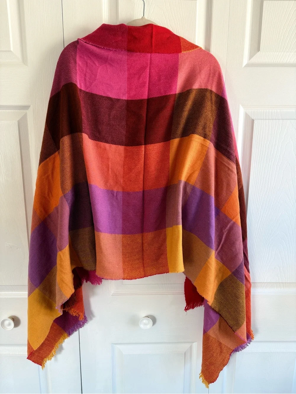 Avoca The Mill Wool Ireland Pink Orange Checkered Plaid Preppy Cozy Scatf Wrap